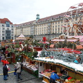 View of some Christmas market stalls (1127 besøk) View of the market from the viewing platform View of some Christmas market stalls